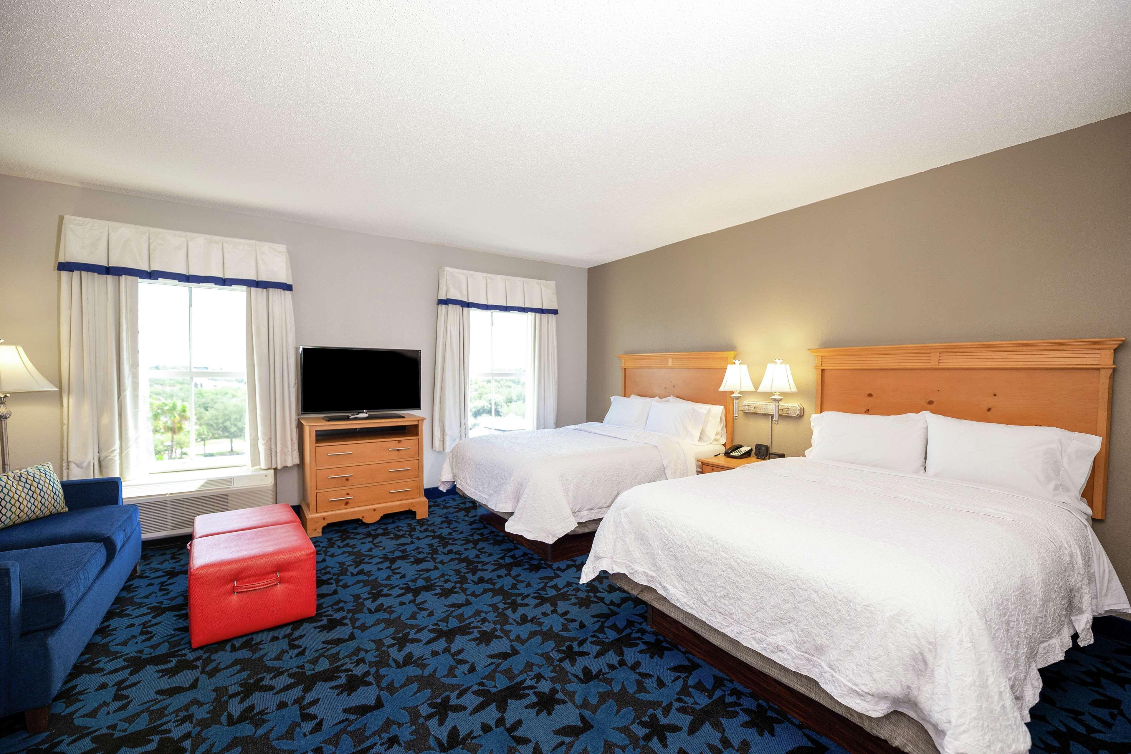 Hampton Inn & Suites Jacksonville Deerwood Park Экстерьер фото