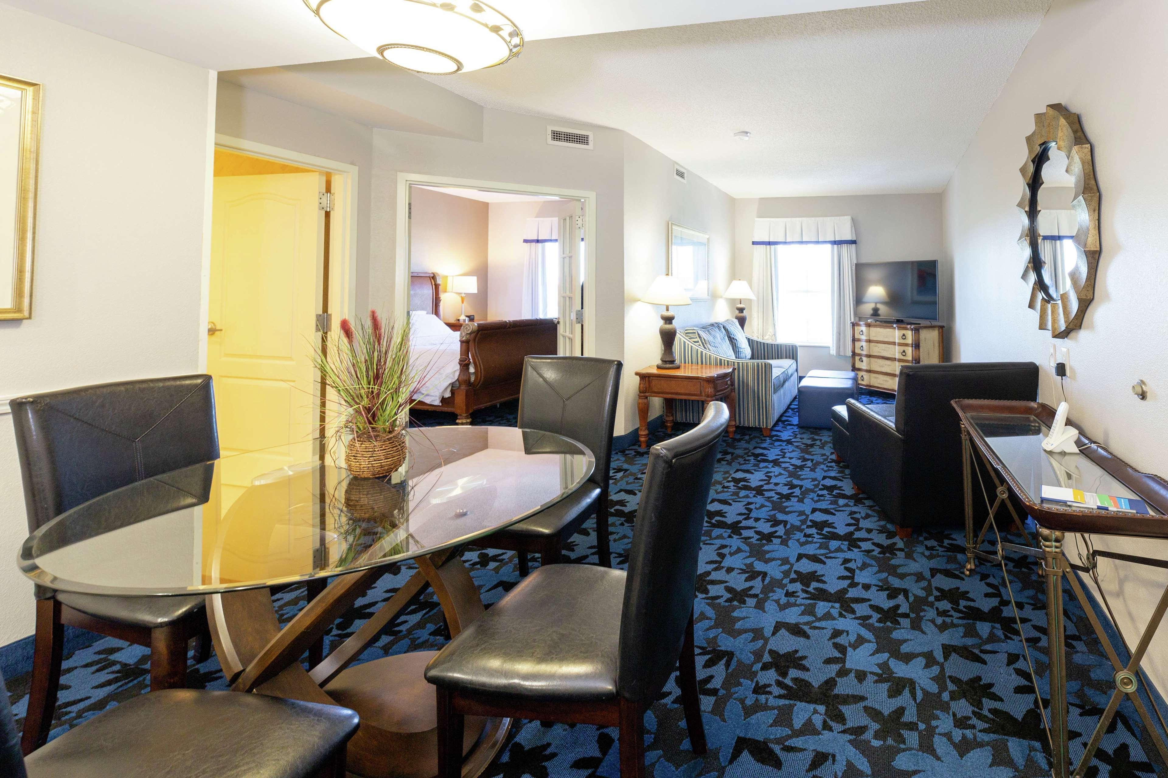 Hampton Inn & Suites Jacksonville Deerwood Park Экстерьер фото