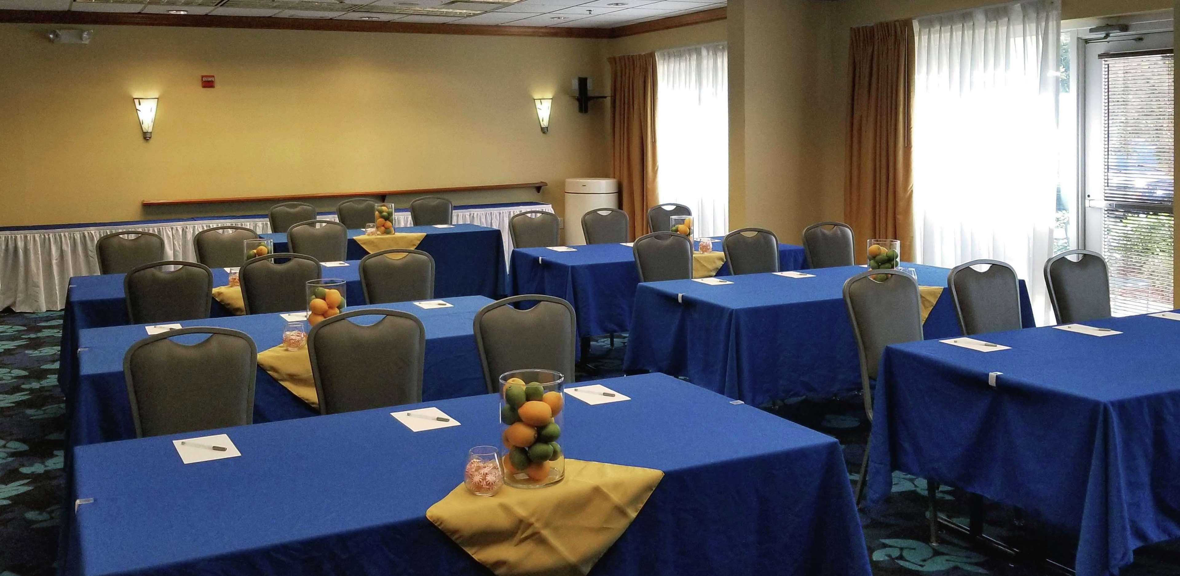 Hampton Inn & Suites Jacksonville Deerwood Park Экстерьер фото