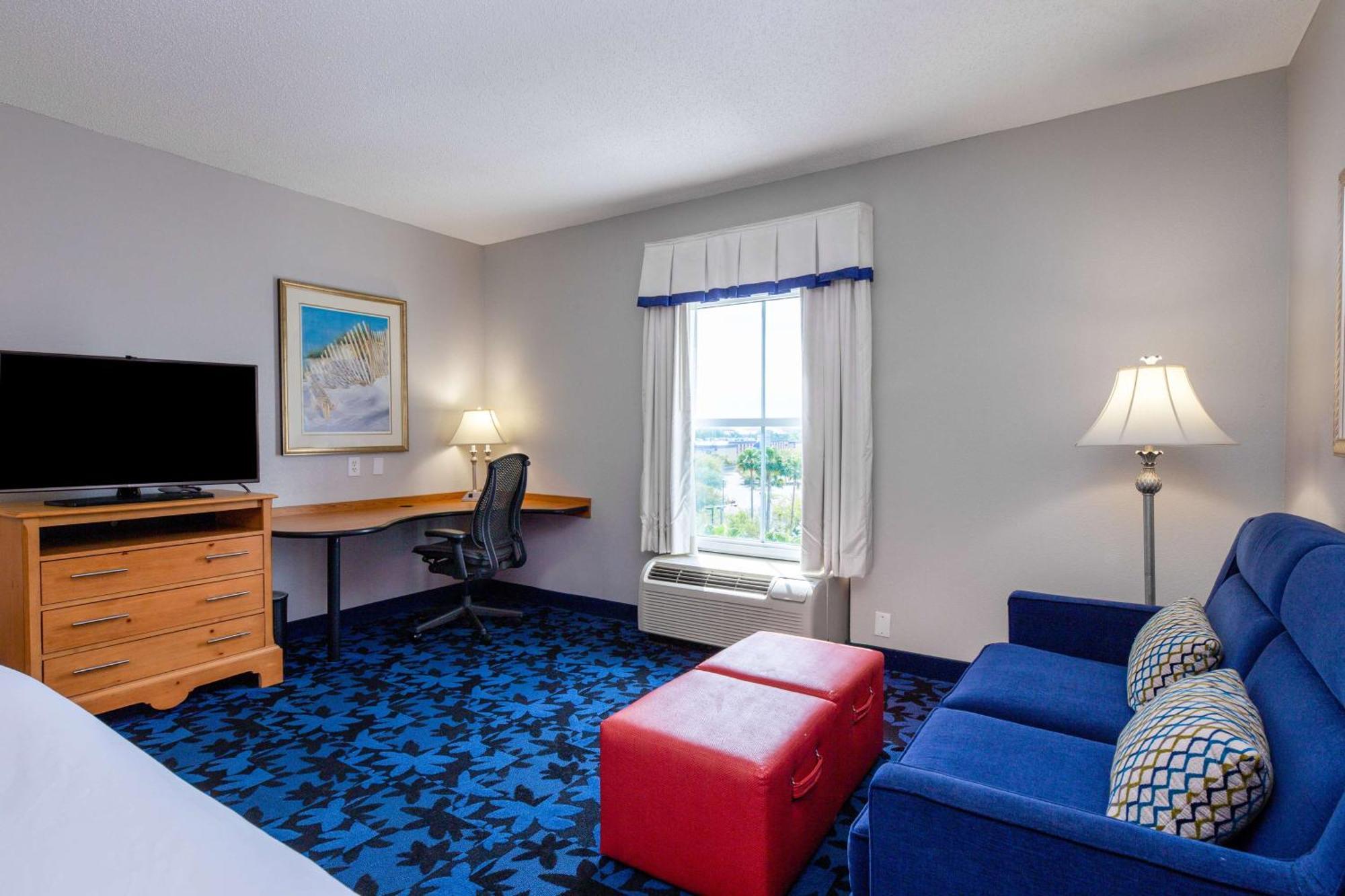 Hampton Inn & Suites Jacksonville Deerwood Park Экстерьер фото